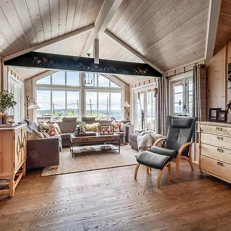 Feriehus 4 Bedroom Stunning In