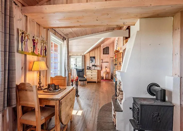 4 Bedroom Stunning In *