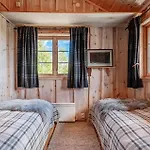 4 Bedroom Stunning In